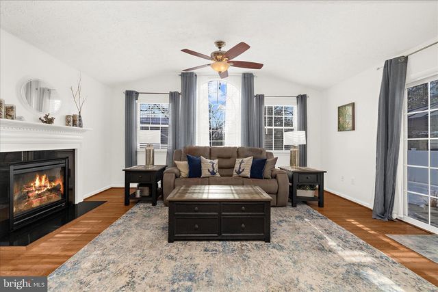 851 N SHORE DR, Glen Burnie, MD 21060