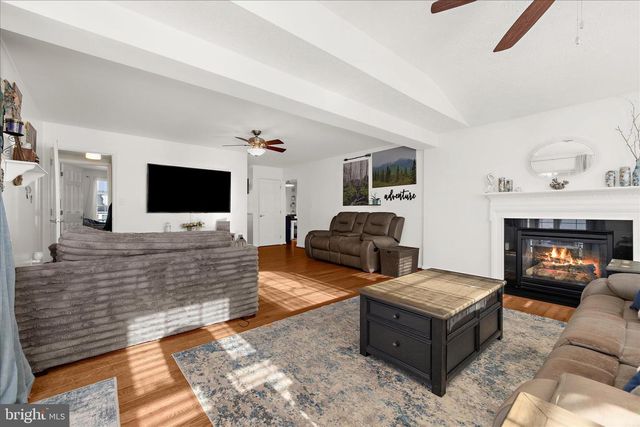 851 N SHORE DR, Glen Burnie, MD 21060