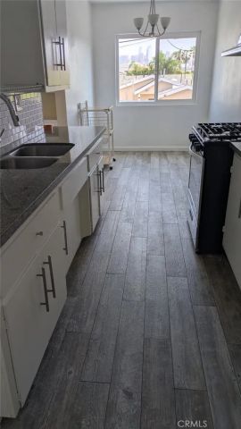1148 Fedora, Los Angeles, CA 90006