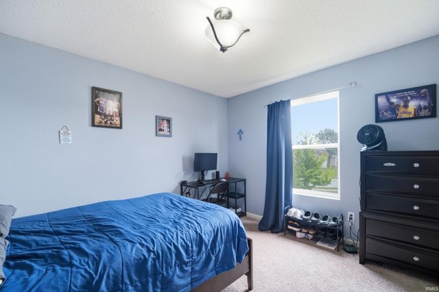 12634 Old Pond Road, Noblesville, IN 46060