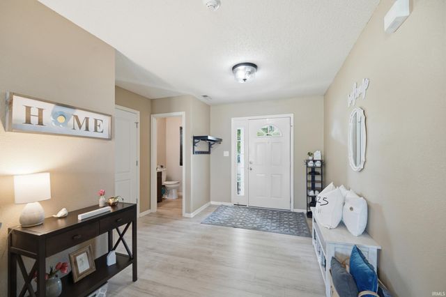 12634 Old Pond Road, Noblesville, IN 46060