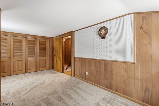 336 W Crescent Pkwy, South Plainfield Boro, NJ 07080