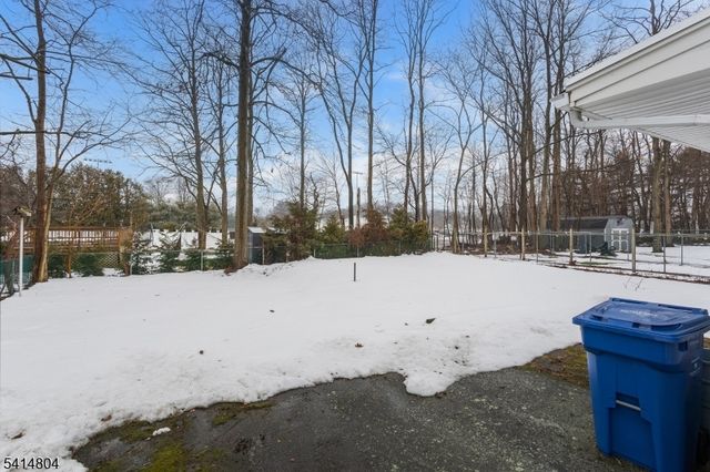 336 W Crescent Pkwy, South Plainfield Boro, NJ 07080