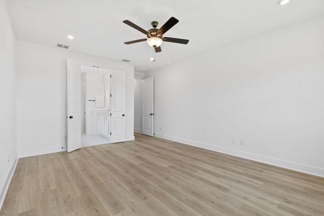 1235 Robin TRL, Round Rock, TX 78681