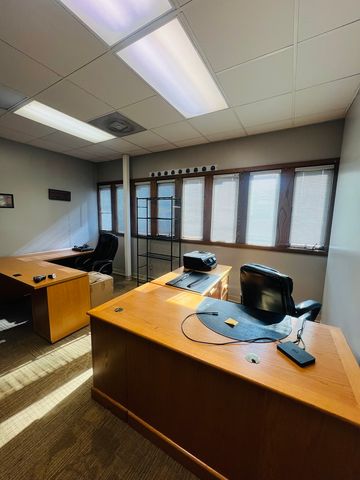 4777 E State Street 4-5-6, Rockford, IL 61108