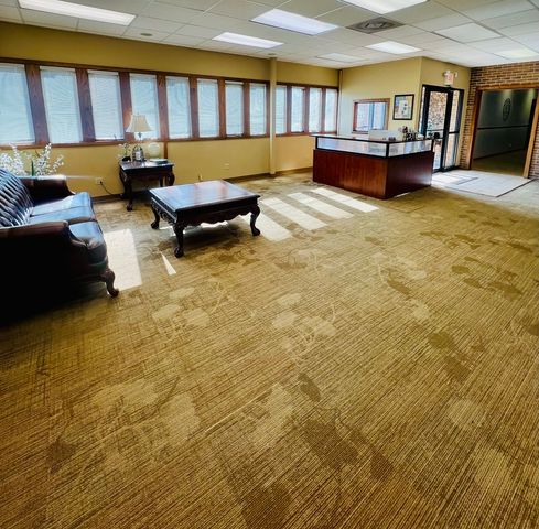 4777 E State Street 4-5-6, Rockford, IL 61108