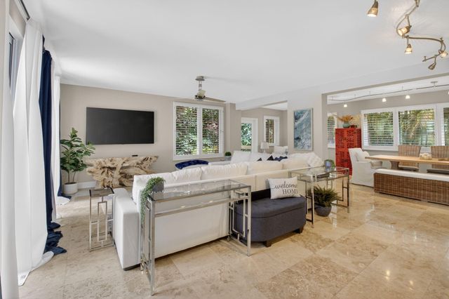 122 Andrews Avenue, Delray Beach, FL 33483