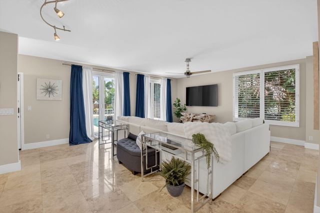 122 Andrews Avenue, Delray Beach, FL 33483