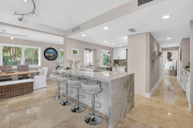 122 Andrews Avenue, Delray Beach, FL 33483