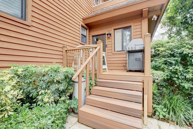 122 Andrews Avenue, Delray Beach, FL 33483