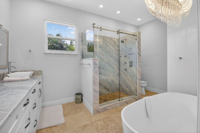 122 Andrews Avenue, Delray Beach, FL 33483