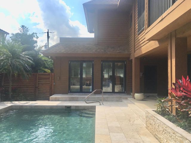 122 Andrews Avenue, Delray Beach, FL 33483