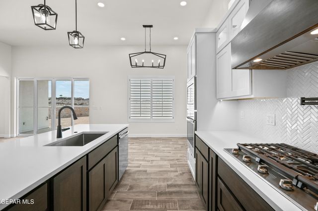 13429 Emerald Terrace Drive, Horizon City, TX 79928