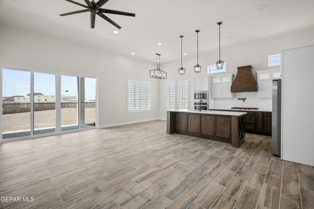 13429 Emerald Terrace Drive, Horizon City, TX 79928
