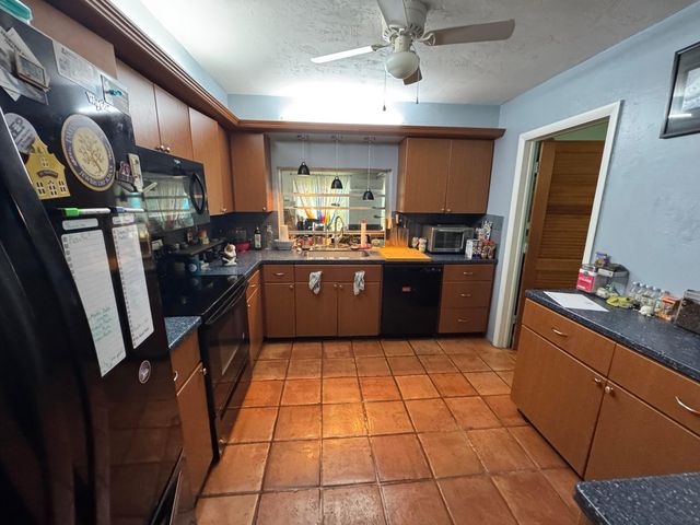8780 NW 11th Street, Pembroke Pines, FL 33024