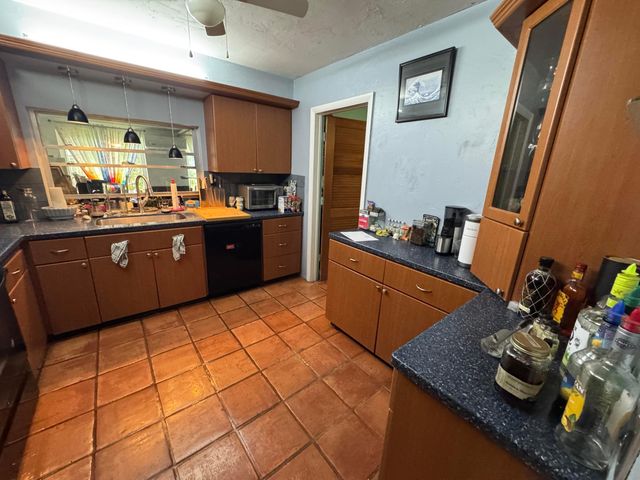 8780 NW 11th Street, Pembroke Pines, FL 33024