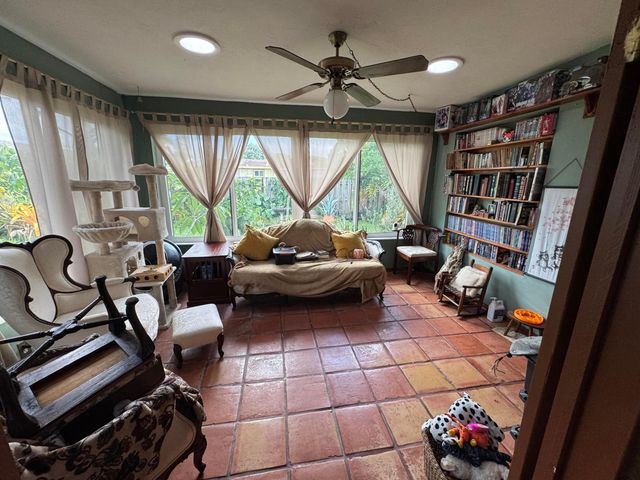 8780 NW 11th Street, Pembroke Pines, FL 33024