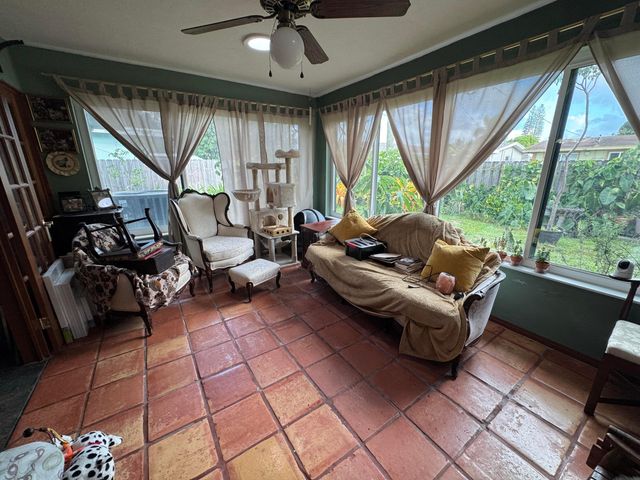 8780 NW 11th Street, Pembroke Pines, FL 33024