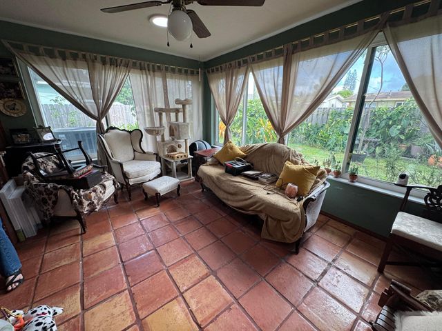 8780 NW 11th Street, Pembroke Pines, FL 33024