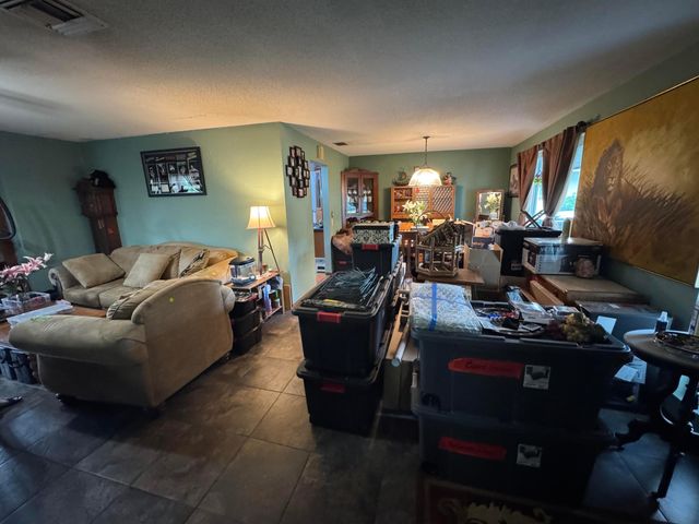 8780 NW 11th Street, Pembroke Pines, FL 33024