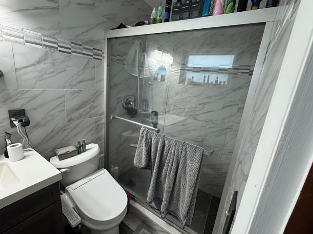8780 NW 11th Street, Pembroke Pines, FL 33024