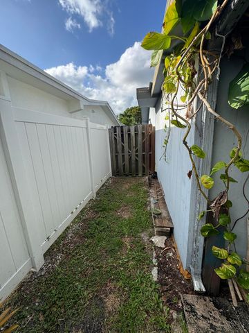 8780 NW 11th Street, Pembroke Pines, FL 33024