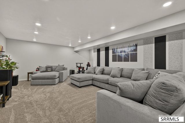 2710 Doris Circle, Idaho Falls, ID 83402