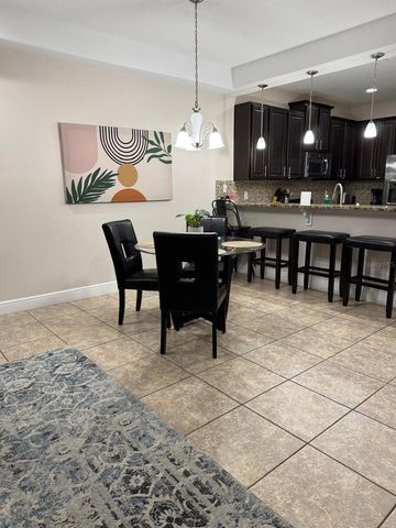 8106 ROSEVILLE ROAD, Davenport, FL 33896