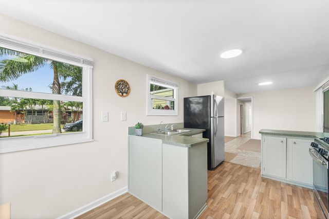 2886 SE La Palma Terrace, Stuart, FL 34997