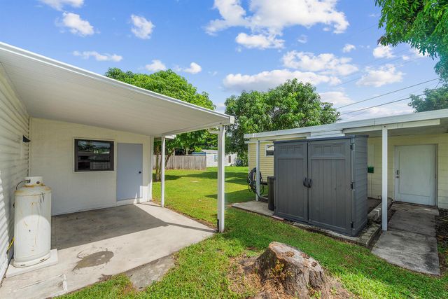 2886 SE La Palma Terrace, Stuart, FL 34997