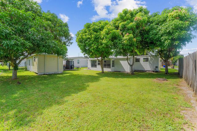 2886 SE La Palma Terrace, Stuart, FL 34997