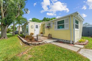 2886 SE La Palma Terrace, Stuart, FL 34997