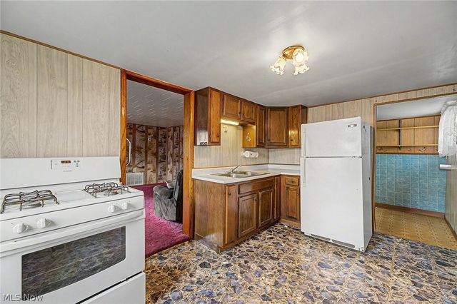 671 Stevenson Avenue, Akron, OH 44312
