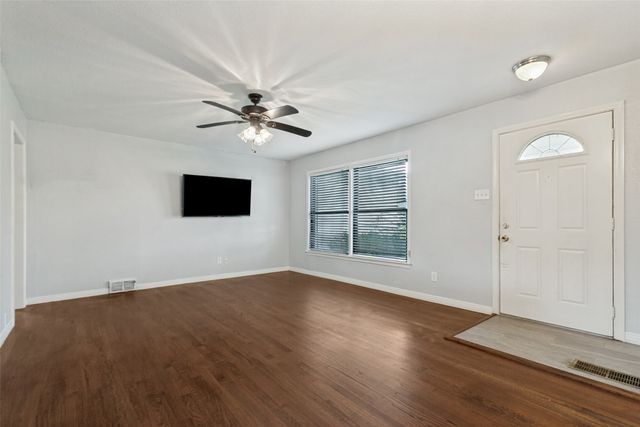 457 Pittman Street, Richardson, TX 75081