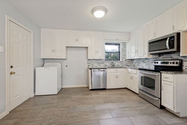 457 Pittman Street, Richardson, TX 75081