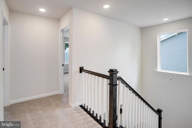 35606 PINE NEEDLE LN, Locust Grove, VA 22508
