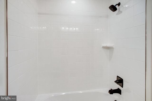 35606 PINE NEEDLE LN, Locust Grove, VA 22508