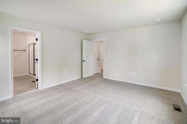 35606 PINE NEEDLE LN, Locust Grove, VA 22508