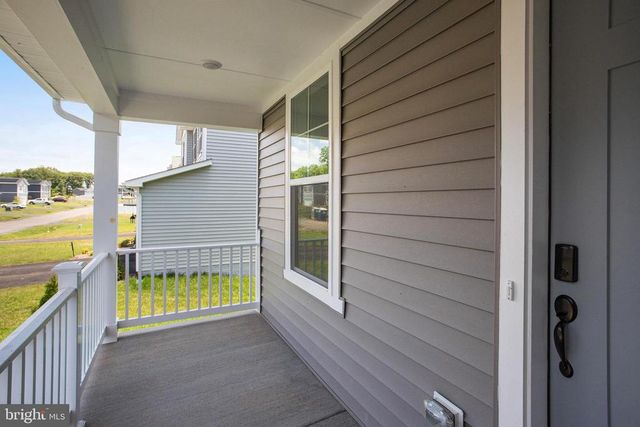35606 PINE NEEDLE LN, Locust Grove, VA 22508