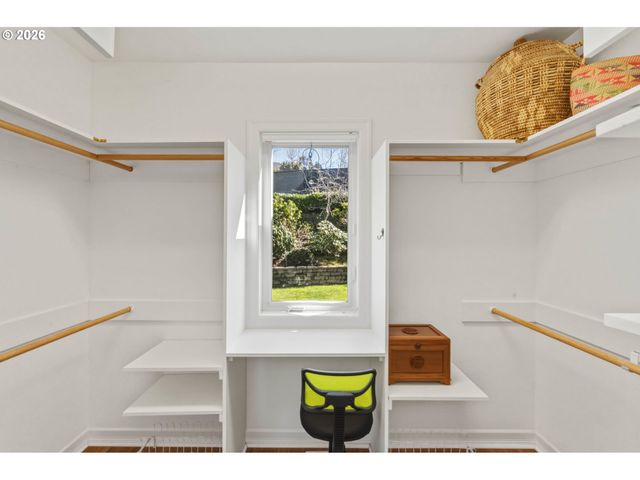 93621 LINKS Ln, Coos Bay, OR 97420