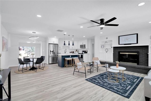 4109 Tarnywood DR, Portsmouth, VA 23703