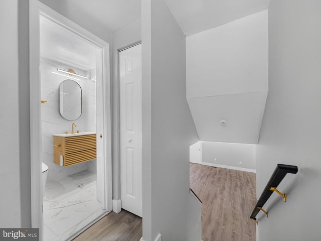 12670 MAGNA CARTA RD, Herndon, VA 20171