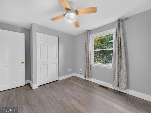 12670 MAGNA CARTA RD, Herndon, VA 20171