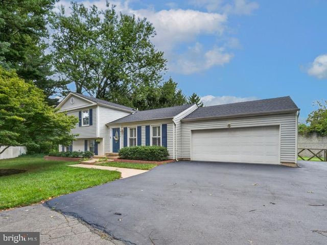 12670 MAGNA CARTA RD, Herndon, VA 20171