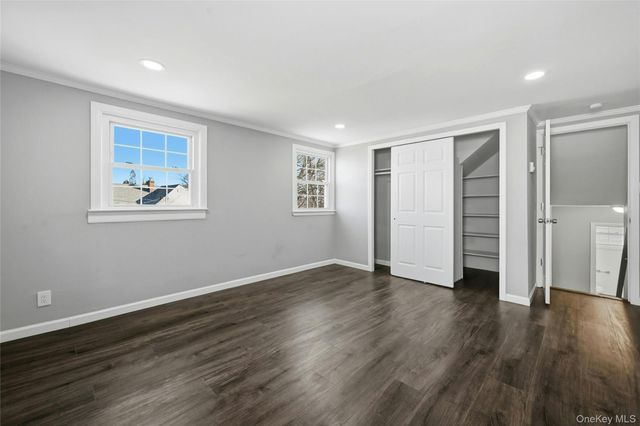 123 S Fordham Road, Hicksville, NY 11801