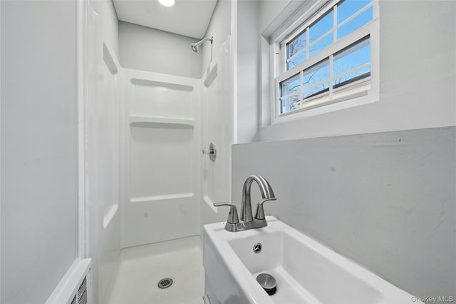 123 S Fordham Road, Hicksville, NY 11801