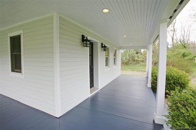 292 Mountain View Road, Rhinebeck, NY 12572