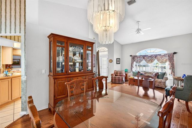 2910 SE 23RD AVENUE, Ocala, FL 34471