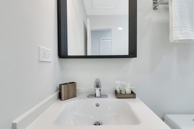 3218 SE 11TH Street A, Pompano Beach, FL 33062