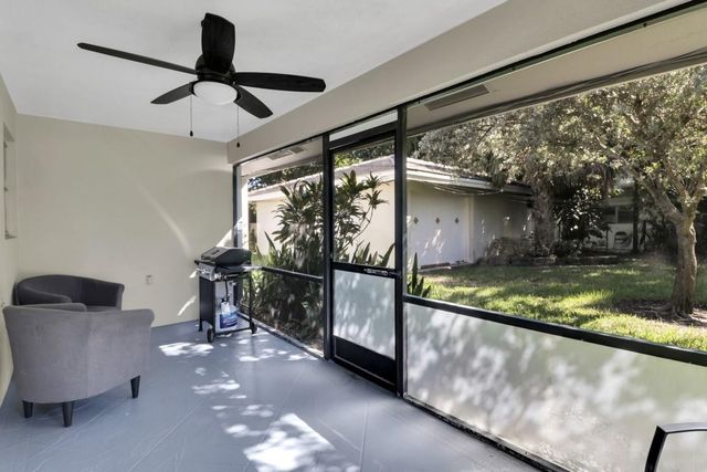 3218 SE 11TH Street A, Pompano Beach, FL 33062